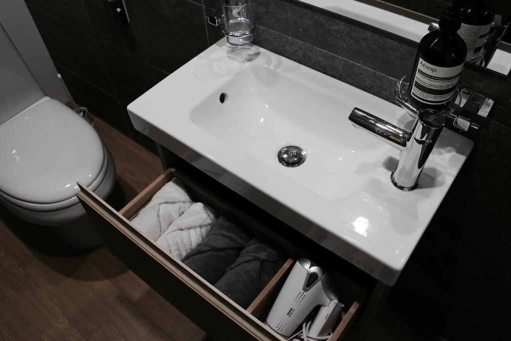 The Simple Stay 1 Сеул Екстериор снимка